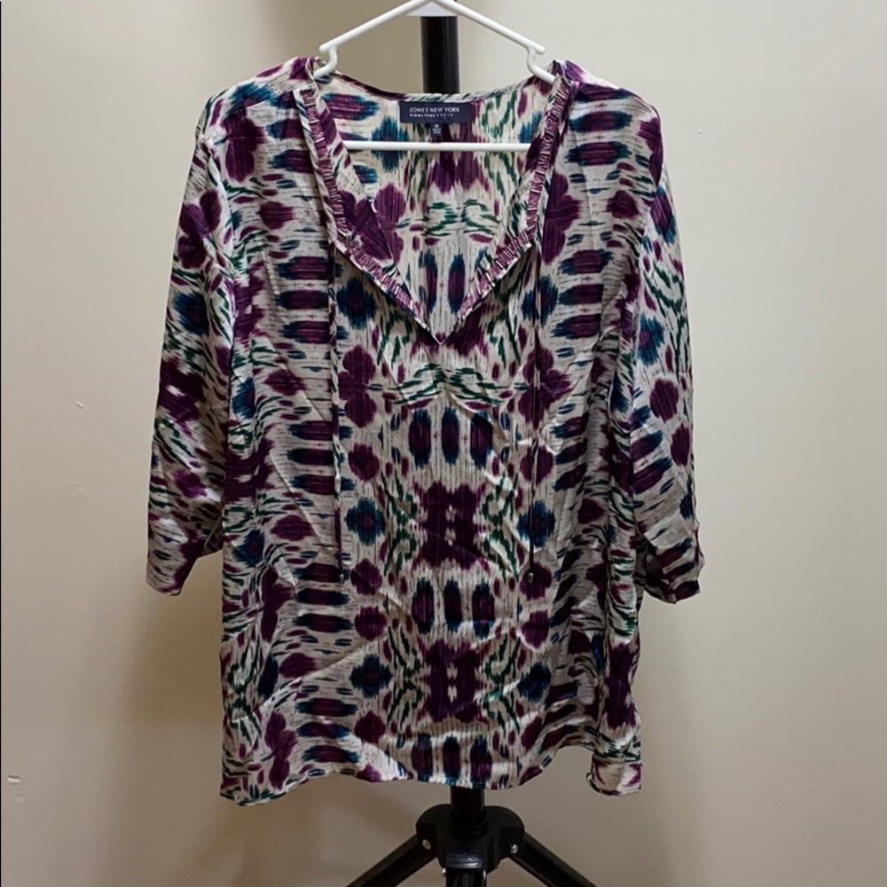 Woman’s blouse